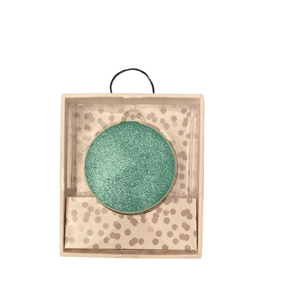 Elle Mirror Power Bank - Picture 2 of 3